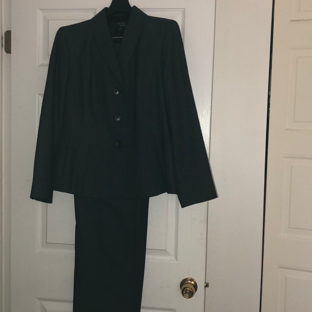 Grey Women’s suit